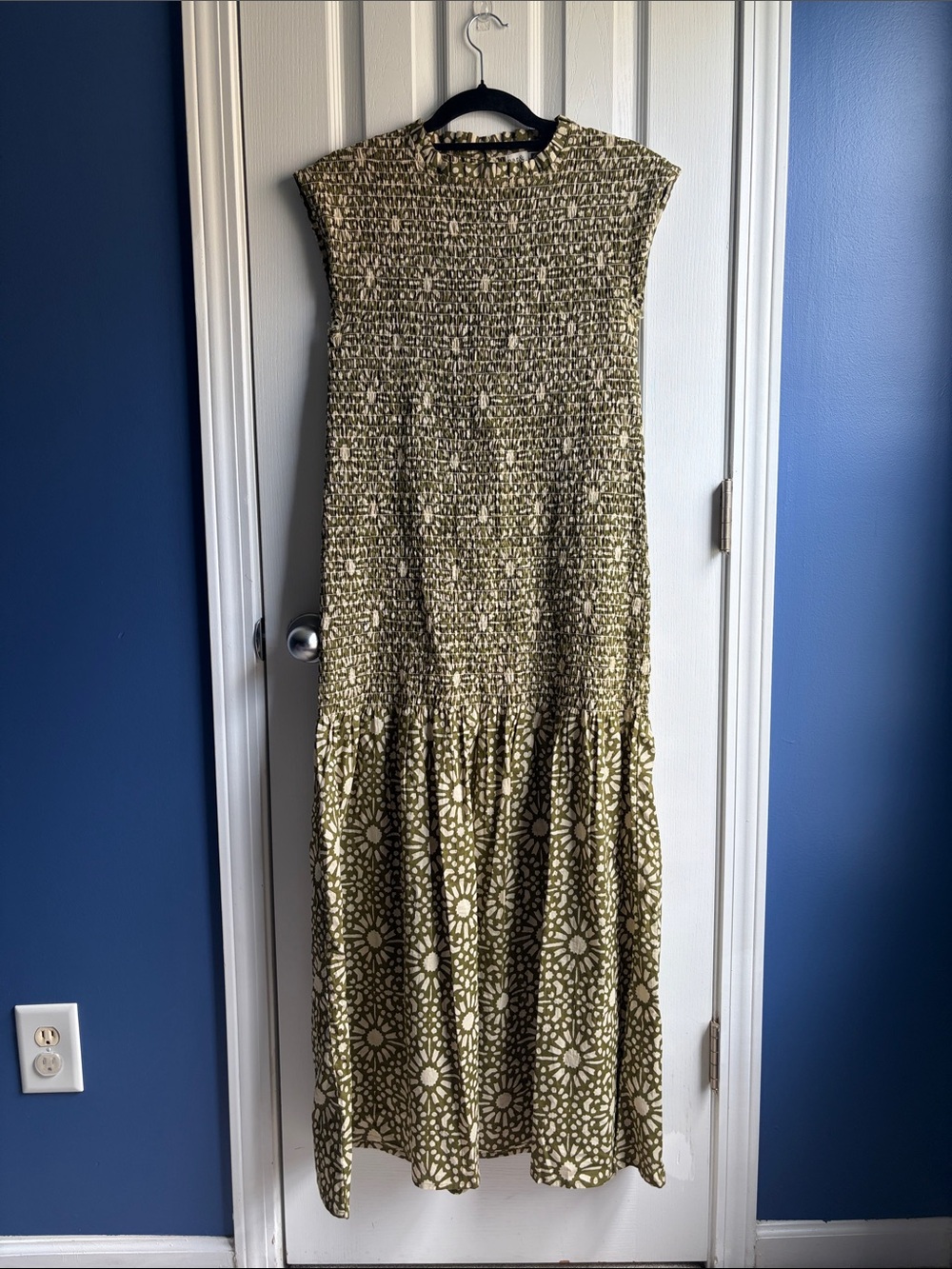 *FLAWED* Par & Escala Emma Maxi Dress Boho Smocked Floral Print Large